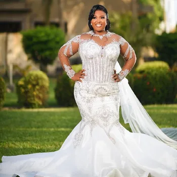 Arab Aso Ebi Plus size fehér sellő esküvői gyöngyös kristályok flitteres csipke menyasszonyi egyedi készítésű ruhák