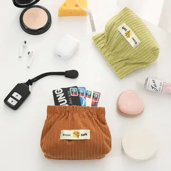 Egyszínű repesztáska Aranyos kordbársony puha kozmetikai táska Mini fülhallgató táska Nők