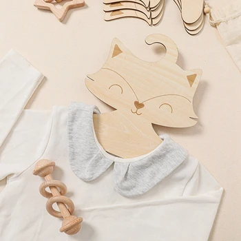 Baba ruhák akasztók-kreatív fa babafogasok óvodához Imádnivaló rajzfilm alakú gyerekfogasok, csecsemőruha akasztók